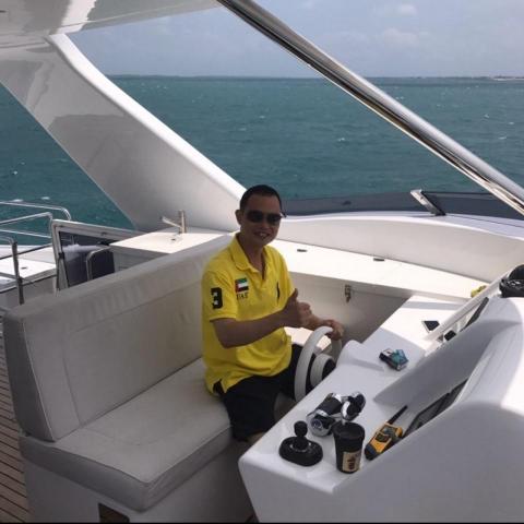 提供coach代購服務的專家周文智