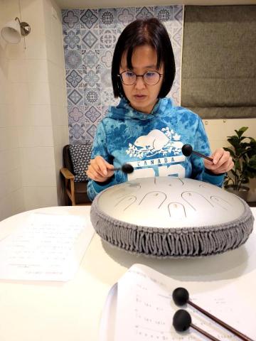 米莉安的藝術弄 - 教課時。