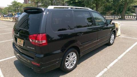 查爾斯 旅遊包車 機場接送 -  