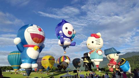 查爾斯 旅遊包車 機場接送 -  