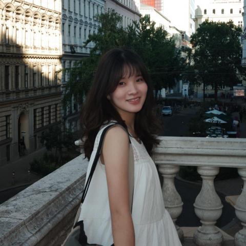 提供分析化學暑修服務的專家吳沂倢