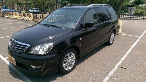 查爾斯 旅遊包車 機場接送 -   