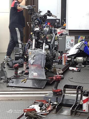 張信堂sym鴻陞車業 - 