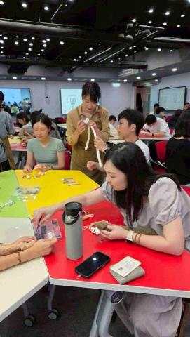 點點老師 10年美學教學經驗 - 企業合作-成人手作團課 點點老師 10年美學教學經驗 - 企業合作-成人手作團課
