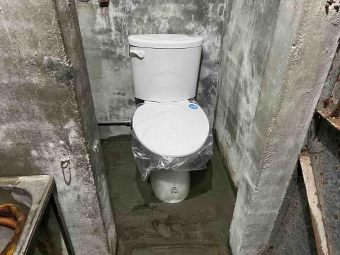 富川水電工程 - 蹲式馬桶更新為坐式馬桶 富川水電工程 - 蹲式馬桶更新為坐式馬桶