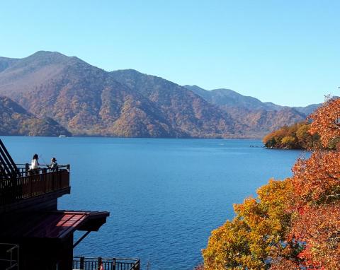 舛本先生 - 栃木県奥日光中禅寺湖(ちゅうぜんじこ)