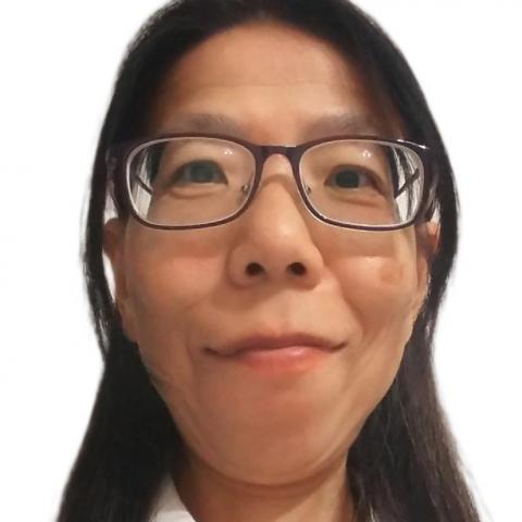 提供1709酒服務的專家Grace 朱