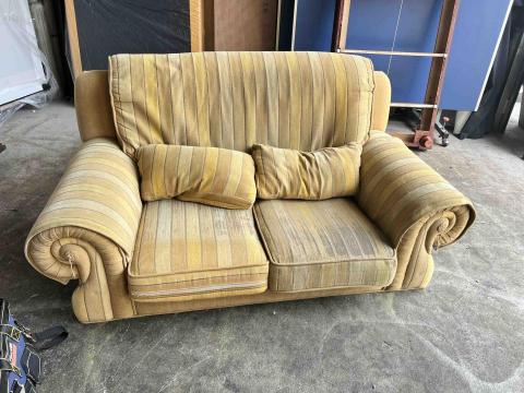 凱恩沙發家具行 - 翻新前