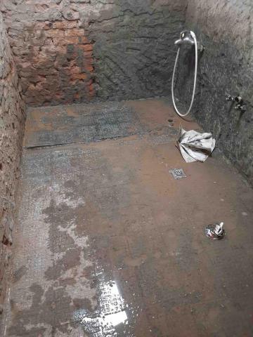 陳柏華 - 2025年9月4 號：廁所拆除打石及清運土石工程作業
兩間廁所
地點：台中市潭子區大通街53巷61號
