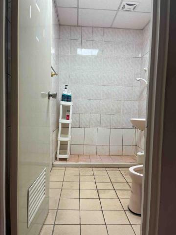 陳柏華 - 2025年：9月4號廁所拆除打石及清運土石工程作業
地點：潭子區大通街53巷61號
總共兩間廁所
