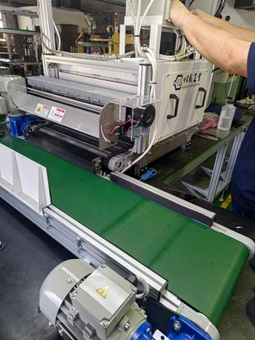 王建鈞 - 客戶反應出料不順，修改後的照片