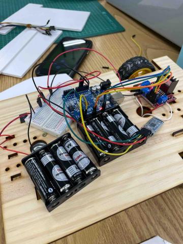 劉柏呈 - 設計自走戰鬥車