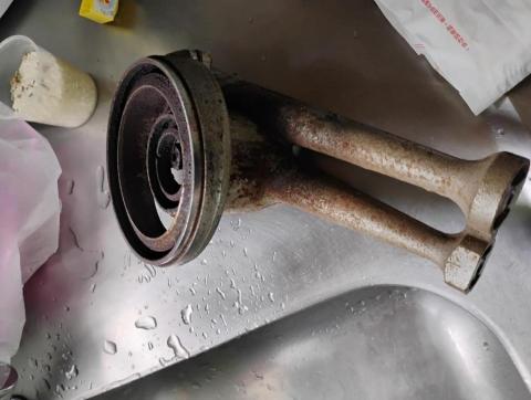 煜伸水和電維修 - 內嵌式瓦斯爐爐心積碳清除