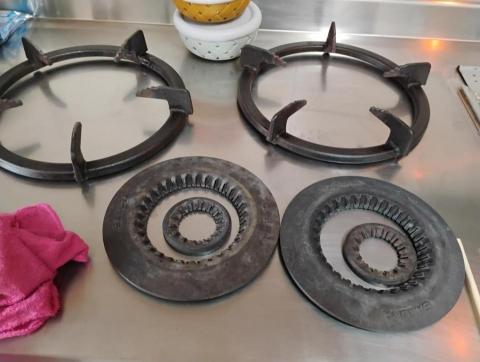 煜伸水和電維修 - 內嵌式瓦斯爐爐心積碳清除