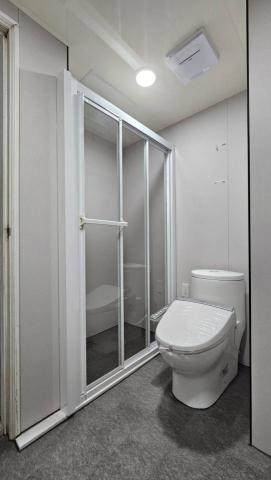 可能設計有限公司 - 新式免拆磁磚工法:牆面石晶薄板+地面日本防滑地板鋪設 可能設計有限公司 - 新式免拆磁磚工法:牆面石晶薄板+地面日本防滑地板鋪設