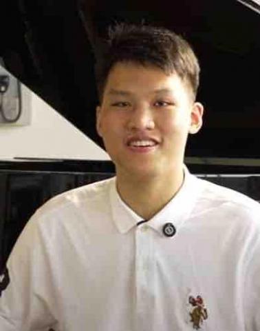 提供149服務的專家卓哲宇