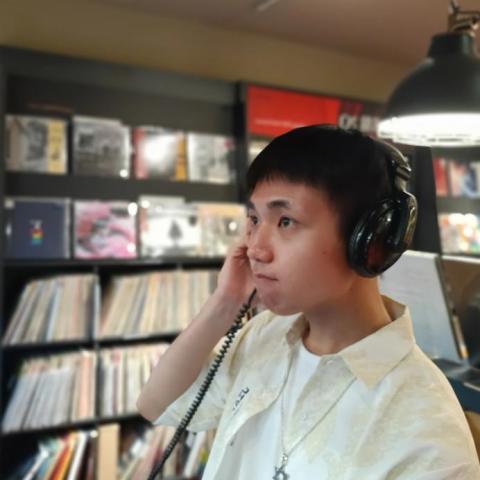 丁丁 丁丁