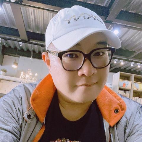 提供搬家公司台中市服務的專家蔡佳叡