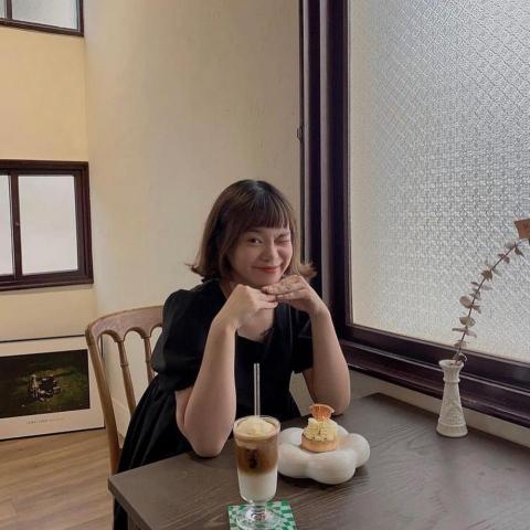 提供線上家教服務的專家wen