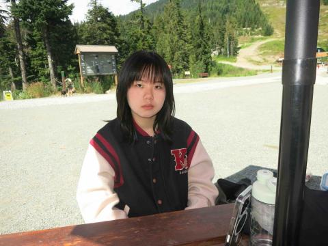 陳佳愉 陳佳愉