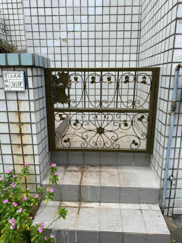 高瑞隆 - 鍛造小門