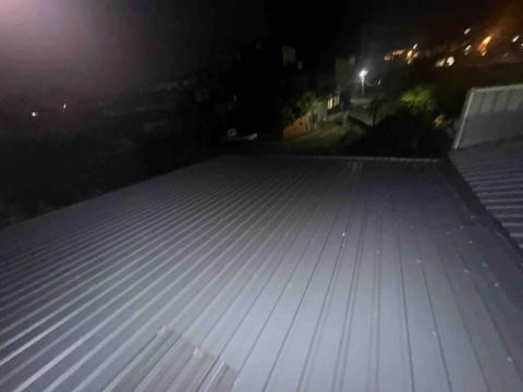 簡成勳 - 苗栗通霄 白鐵三合一浪板翻新