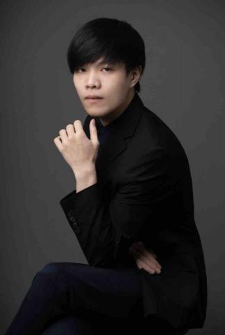 提供陳老師文理補習班服務的專家蘇哲佑