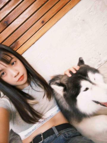 陳宇真 - 我很喜歡狗狗