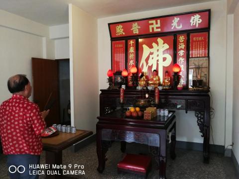 妙真軒彫佛社 - 祖先牌匾整修後重新安香