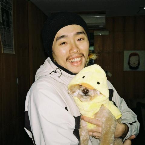 提供衝浪人服務的專家歐樂（OLer）