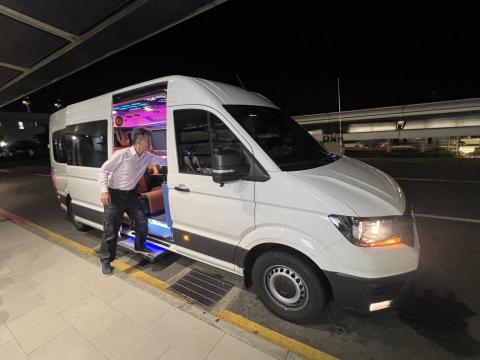 9686包車旅遊團隊 - 專業服務~優質司機