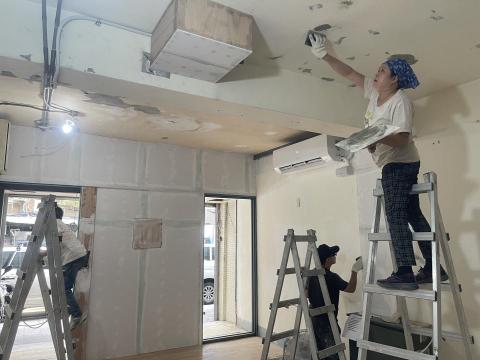 久柘裝修工程 - 店面噴漆油漆