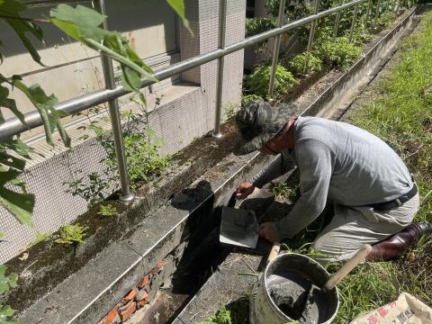 久柘裝修工程 - 水溝溝壁烈縫修補