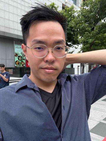 提供前端切版服務的專家蕭暉樺