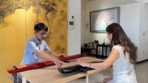 陳賢聖-建木齋古琴教學 - 一對一教學