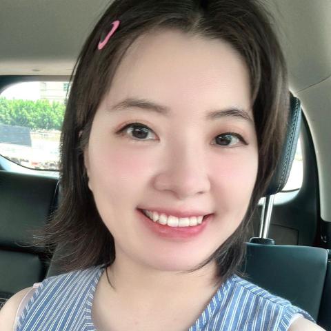 提供layout工程師服務的專家陳妘艾