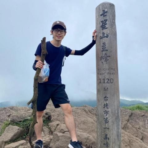 提供工程數學中文版pdf服務的專家黃政毅