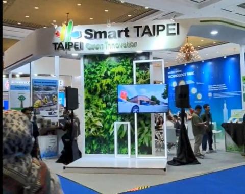 Jane Ho - 國際展覽翻譯。