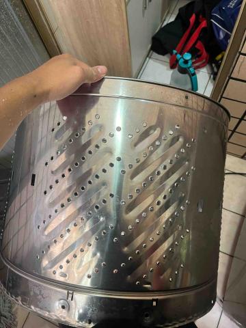 彭靖揚 - 洗衣機底部開罐清洗，死角都洗得到