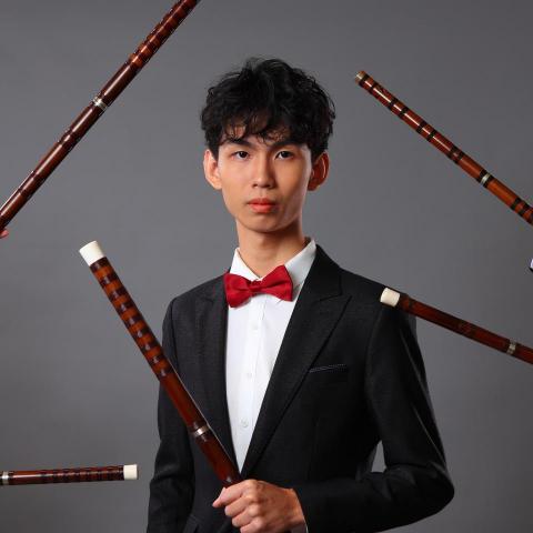 提供中國笛服務的專家貝錫坭