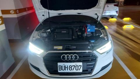 GearHub 葳馳車業 - 汽車接電救援 GearHub 葳馳車業 - 汽車接電救援