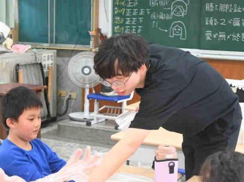 提供123心算服務的專家羅祥恩