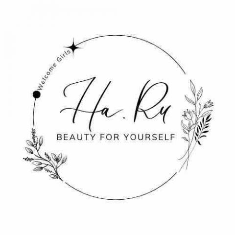 Lilian Wu - Canva模板logo製作