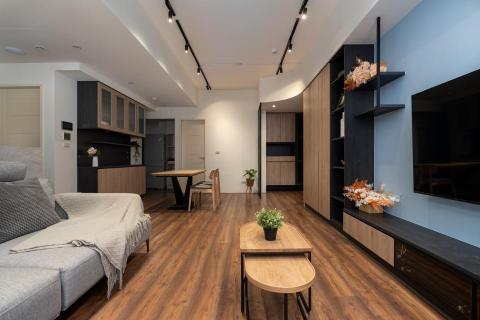 吳雅如 - 現代風  3房2廳2衛
客戶預算:110萬
施作範圍:全室天花板/窗簾合/冷氣盒，2房系統櫃，全室燈具，電視牆主臥房跳色乳膠漆，玄關屏風，廚房玻璃拉門