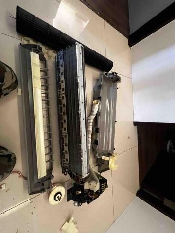 金龍陞冷氣空調有限公司 - 分離式冷氣拆解清洗