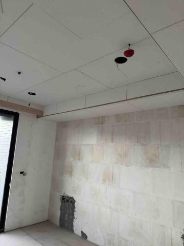 明益 - 天花板包梁