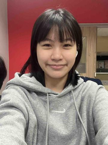 吳侑真 吳侑真