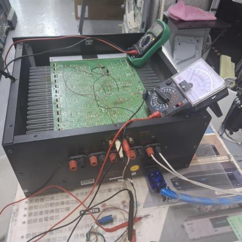 重儒電腦附設家電维修中心 - 客人委託修理原裝進口的擴大器