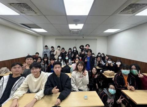 亦非國文 - 113畢業高三班