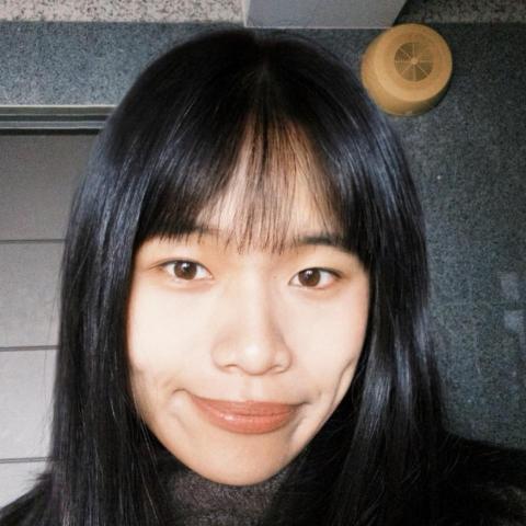 提供線上家教服務的專家Ibu